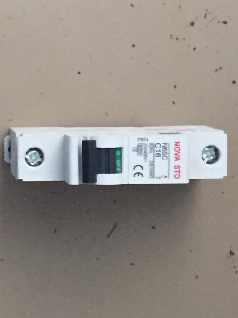 NOVA 1P BREAKER