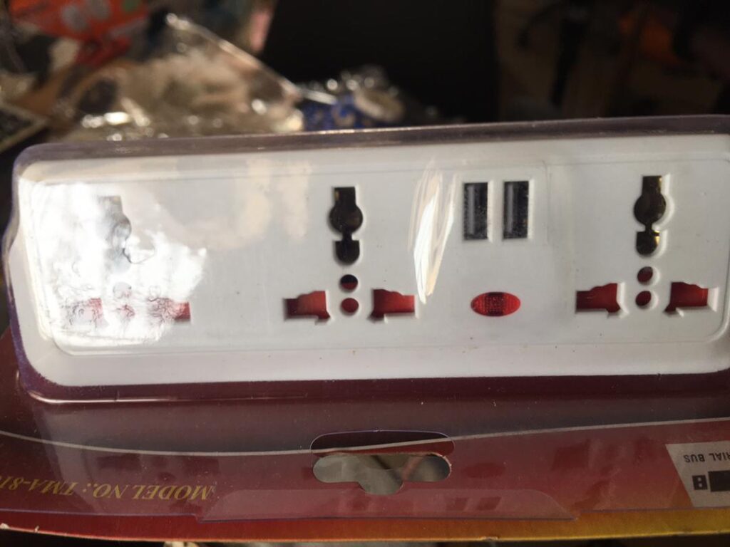 3IN1 USB MULTISOCKET